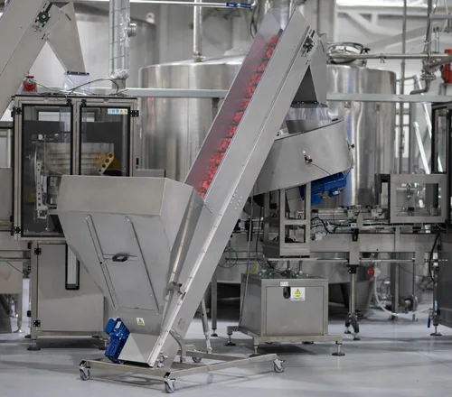 Produktionslinje anvendt i fremstillingsprocesser